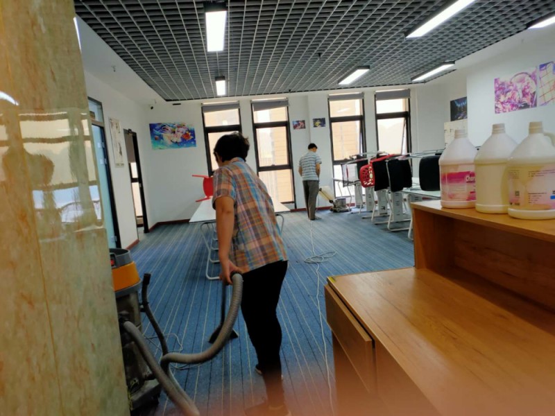 1676877448620133.jpg 地毯清洗.jpg